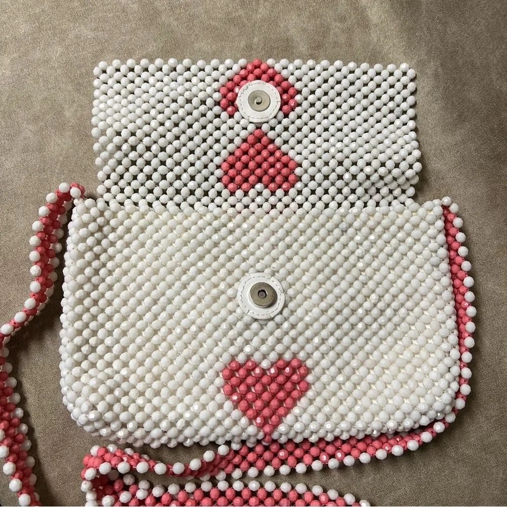 Isaac Mizrahi Heart beaded Envelope Purse Handbag - Picture 5 of 5